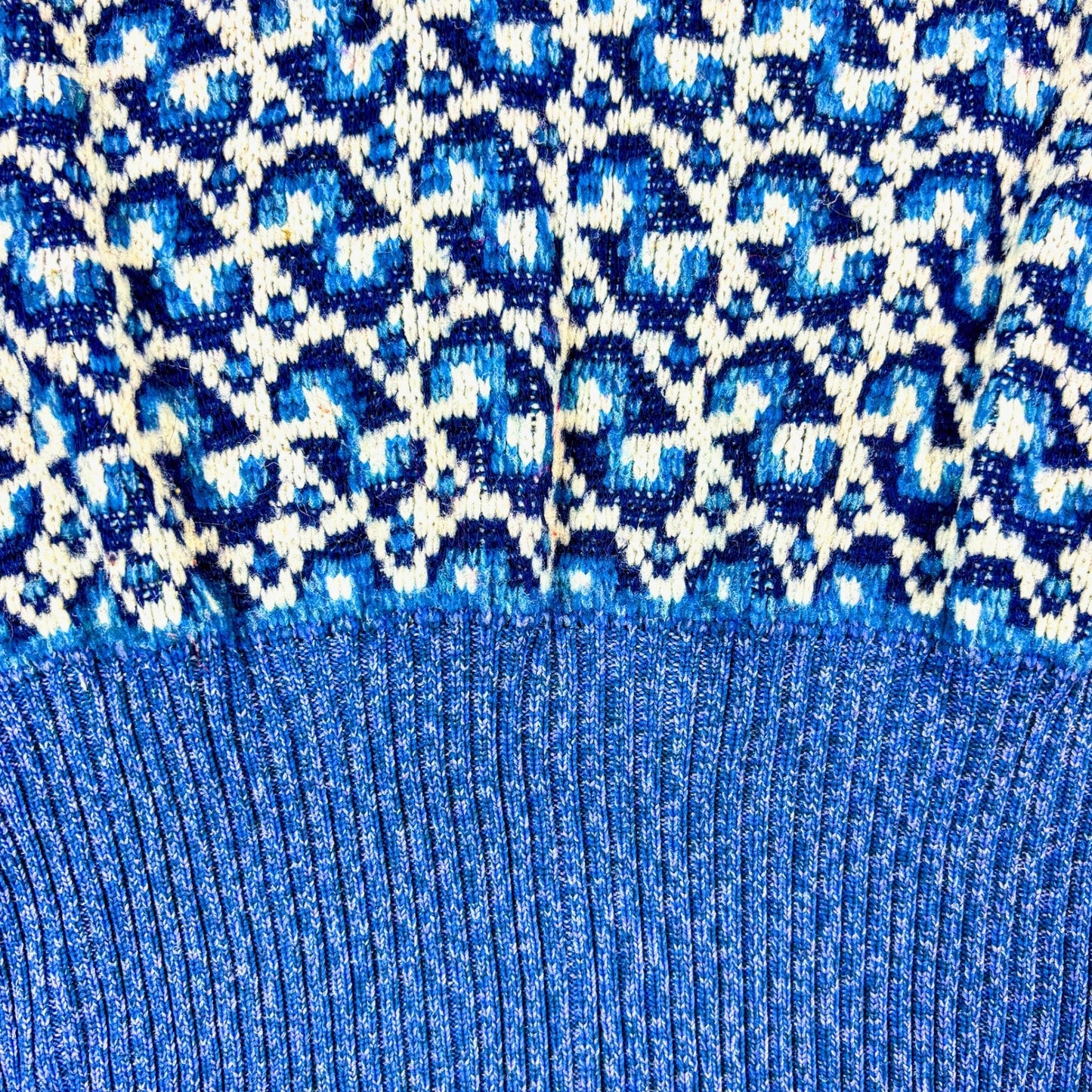 1970s Blue Knit Sleeveless Sweater Vest "Break-Away by Lamplighter"